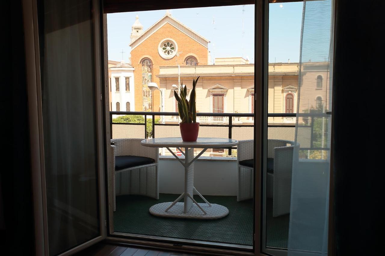 L.T. Savoia Palace & Cavour C.L. Hotel Bari Ngoại thất bức ảnh
