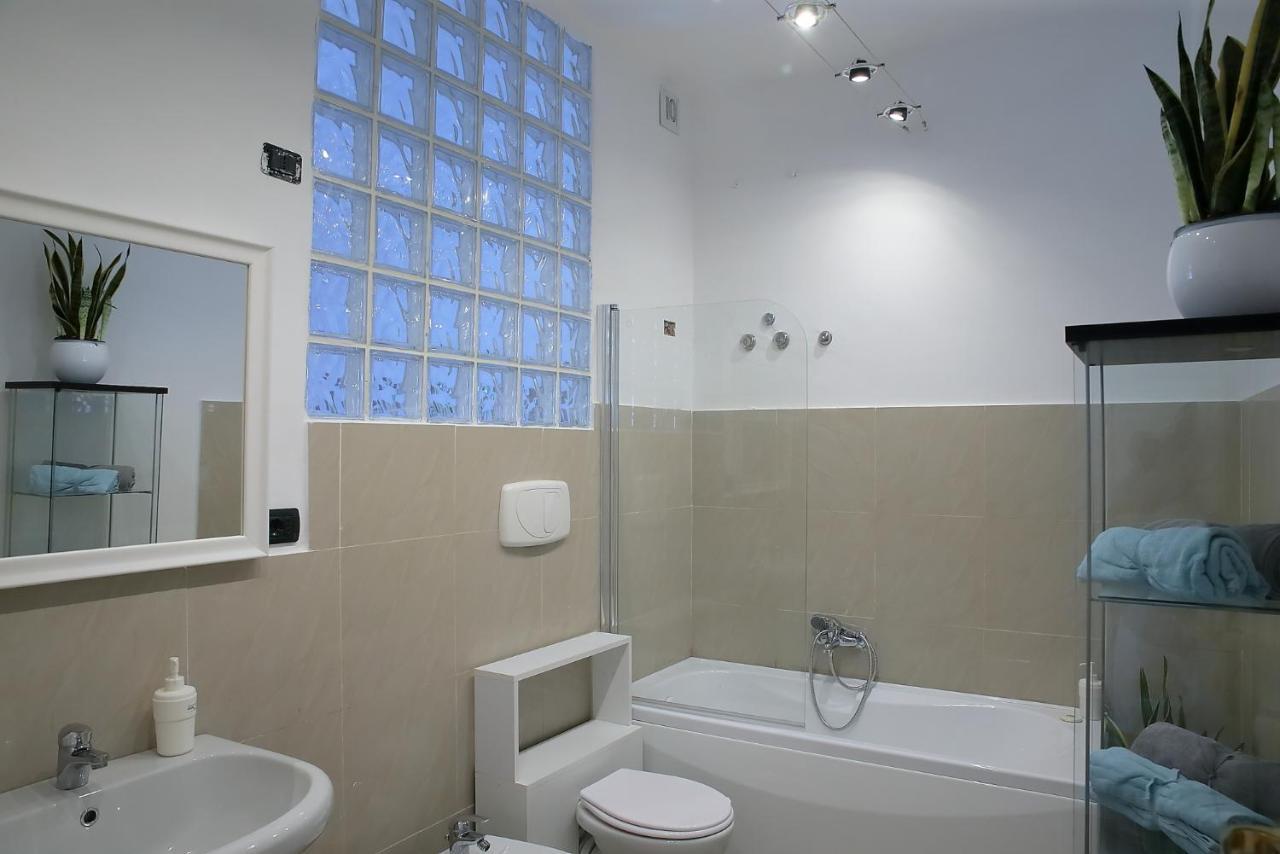 L.T. Savoia Palace & Cavour C.L. Hotel Bari Ngoại thất bức ảnh
